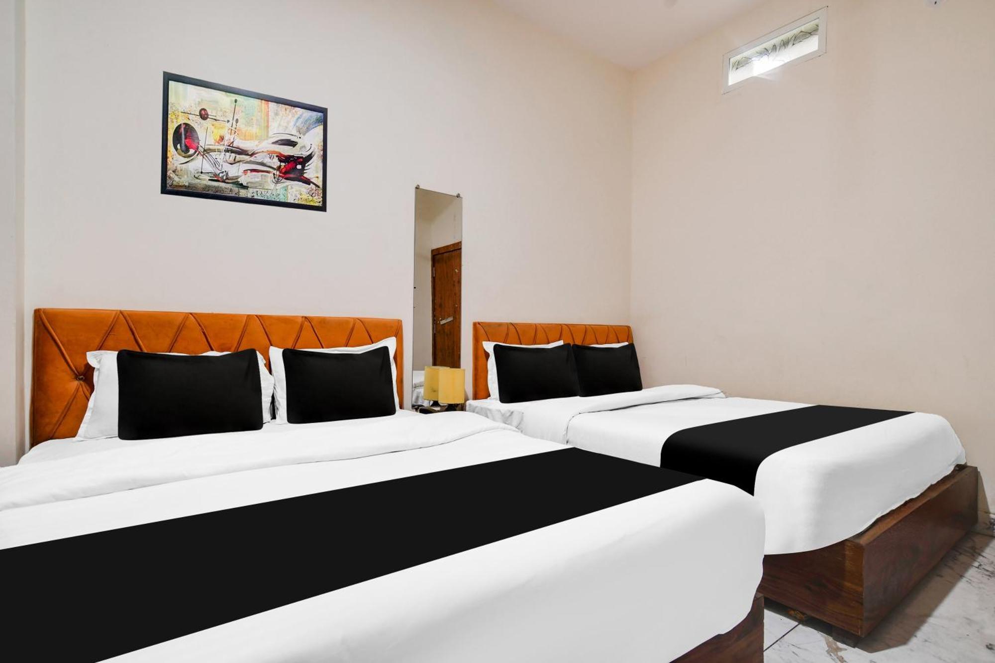 Hotel O Ujjain Near Hari Fatak Exterior photo